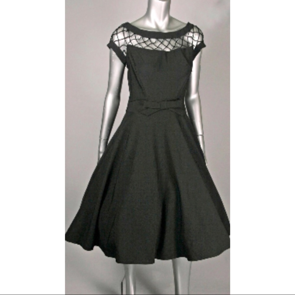 Tatyana Bettie Page Alika circle dress 1950's style repro black small. NWT